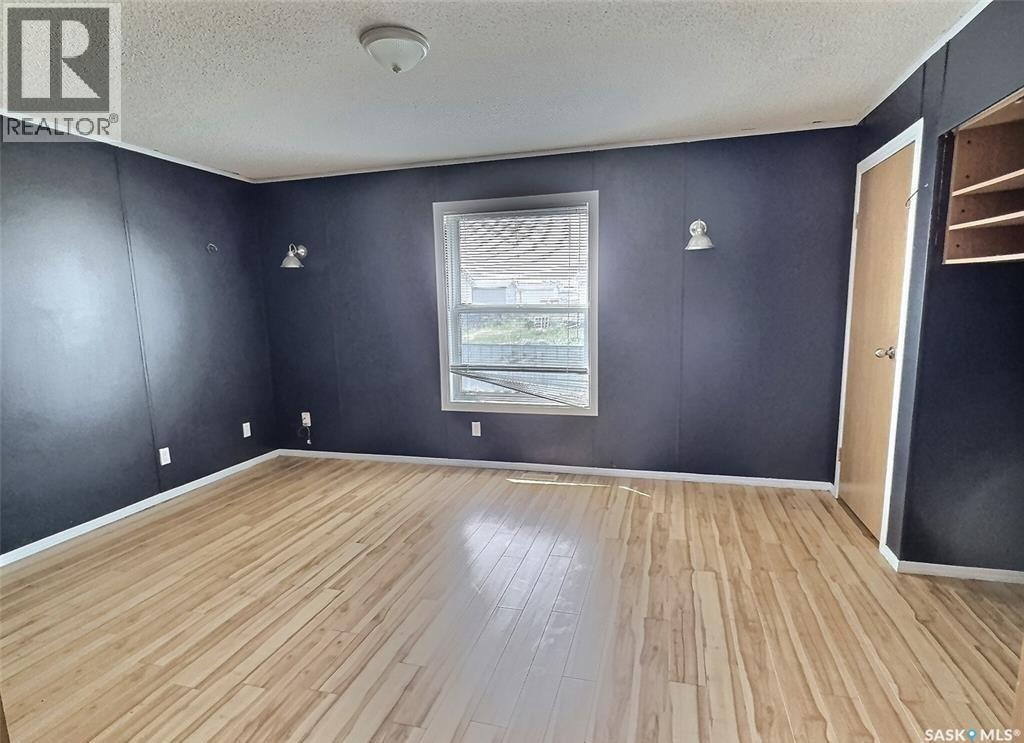 92 Foord Crescent, Macoun, Saskatchewan  S0C 1P0 - Photo 15 - SK032000