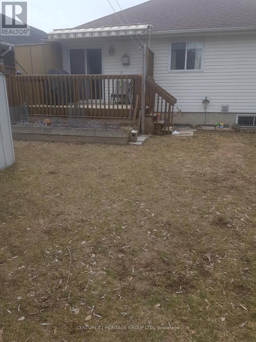 71 Finch Drive, Belleville, Ontario  K8P 5L4 - Photo 27 - X12955670