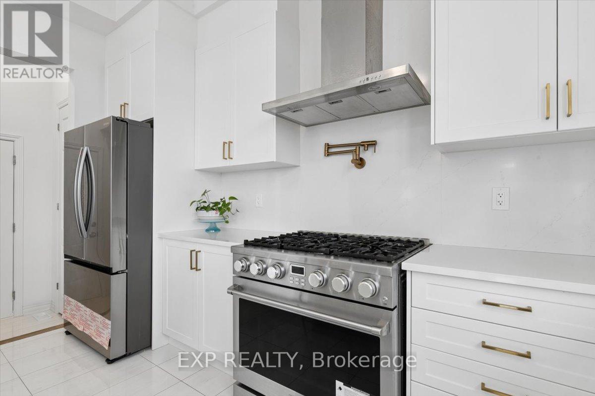 98 Rea Drive, Centre Wellington, Ontario  N1M 0J8 - Photo 18 - X12955708