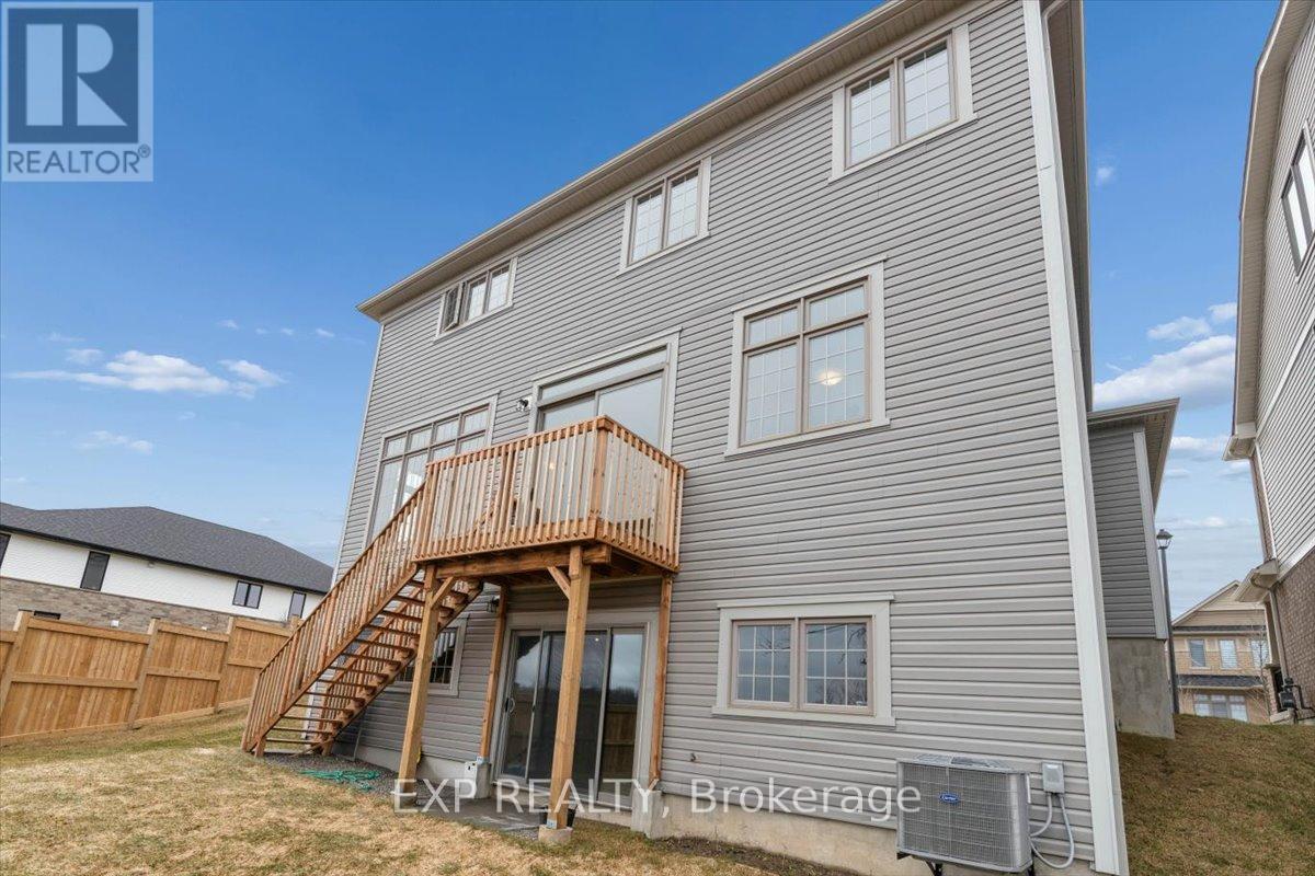 98 Rea Drive, Centre Wellington, Ontario  N1M 0J8 - Photo 45 - X12955708