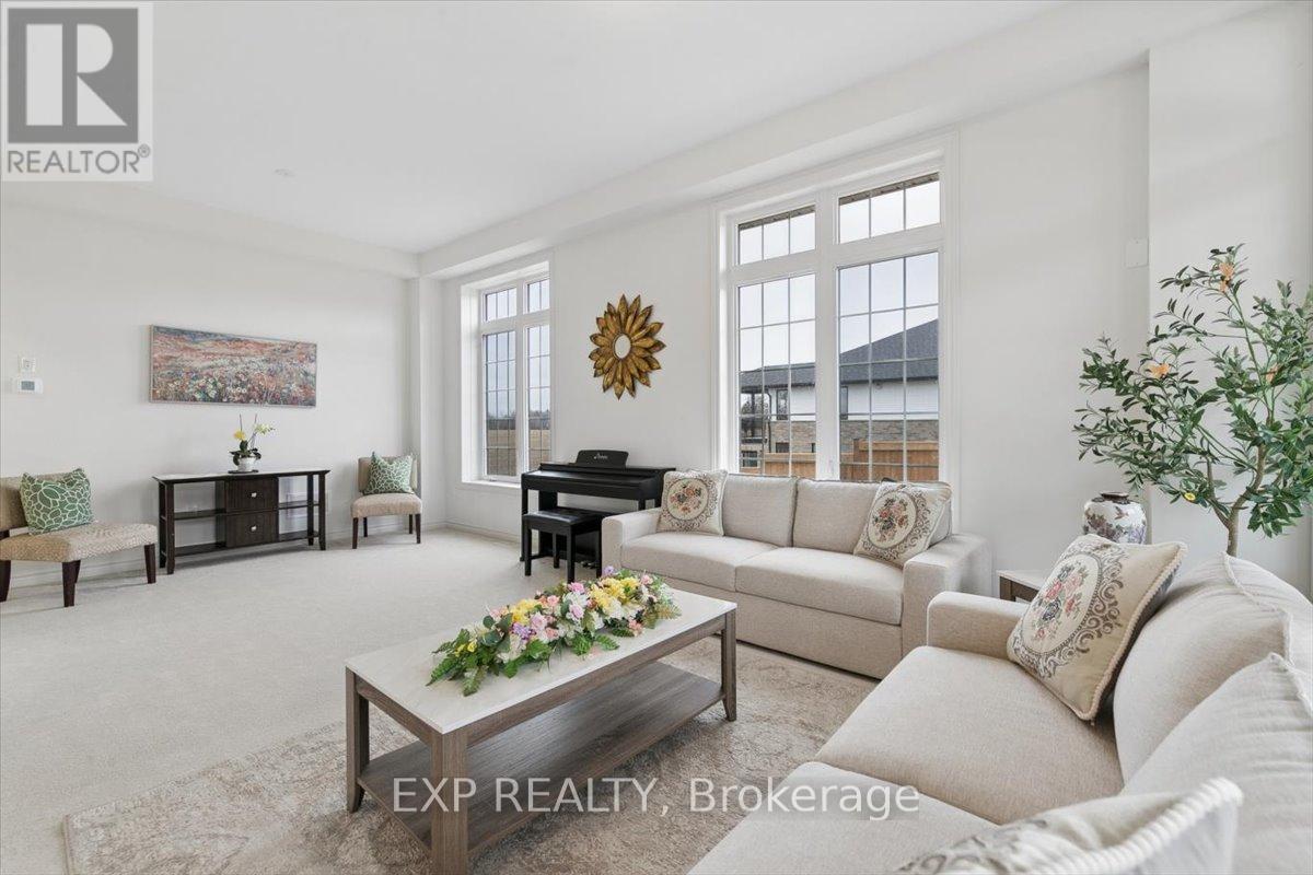 98 Rea Drive, Centre Wellington, Ontario  N1M 0J8 - Photo 8 - X12955708