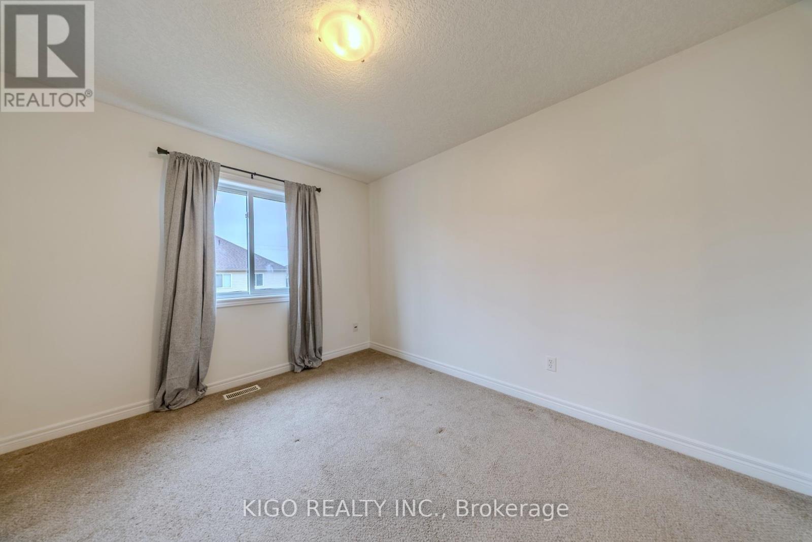 13 - 468 Doon South Drive, Kitchener, Ontario  N2P 0A2 - Photo 21 - X12955712