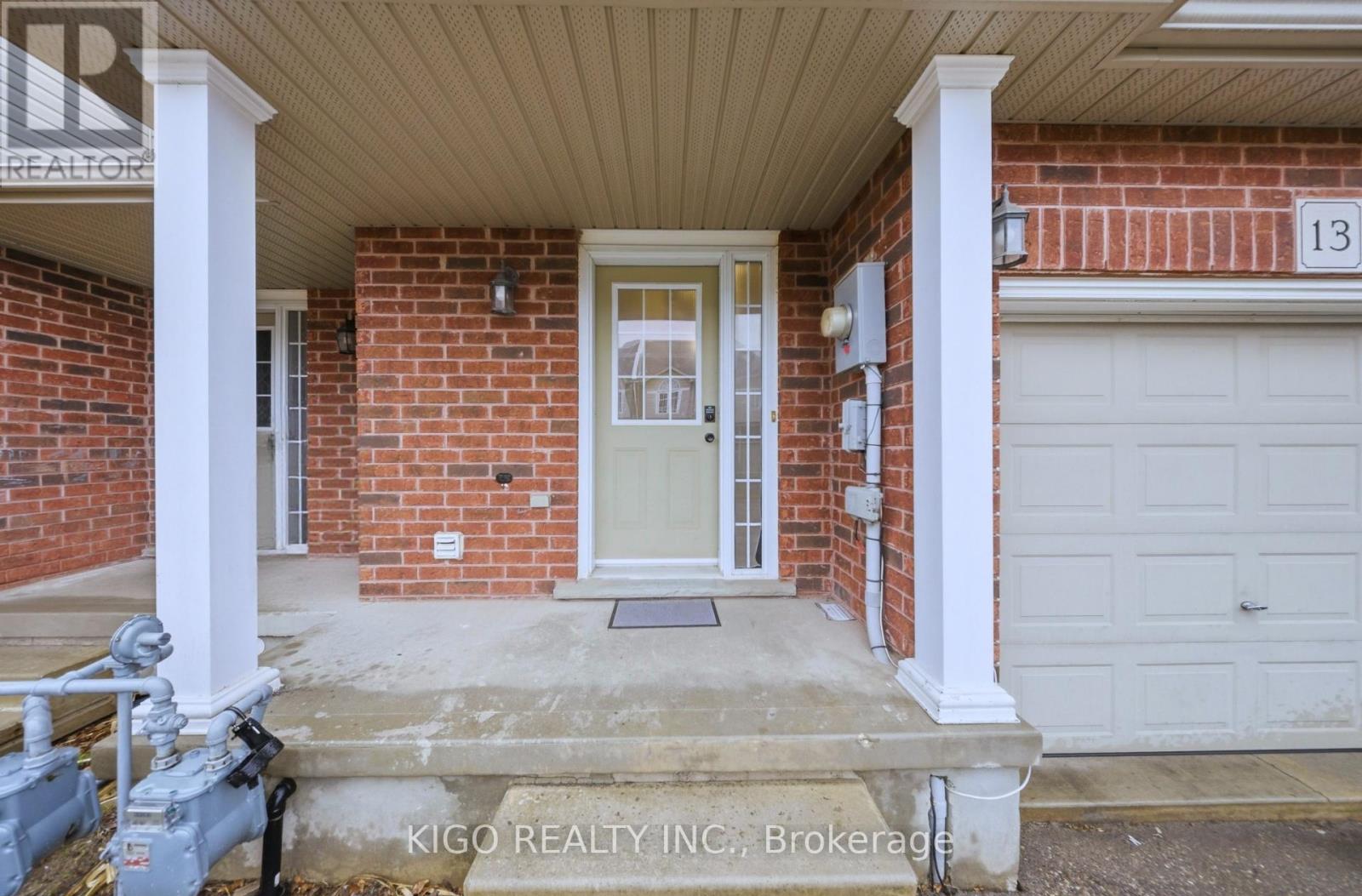 13 - 468 Doon South Drive, Kitchener, Ontario  N2P 0A2 - Photo 3 - X12955712