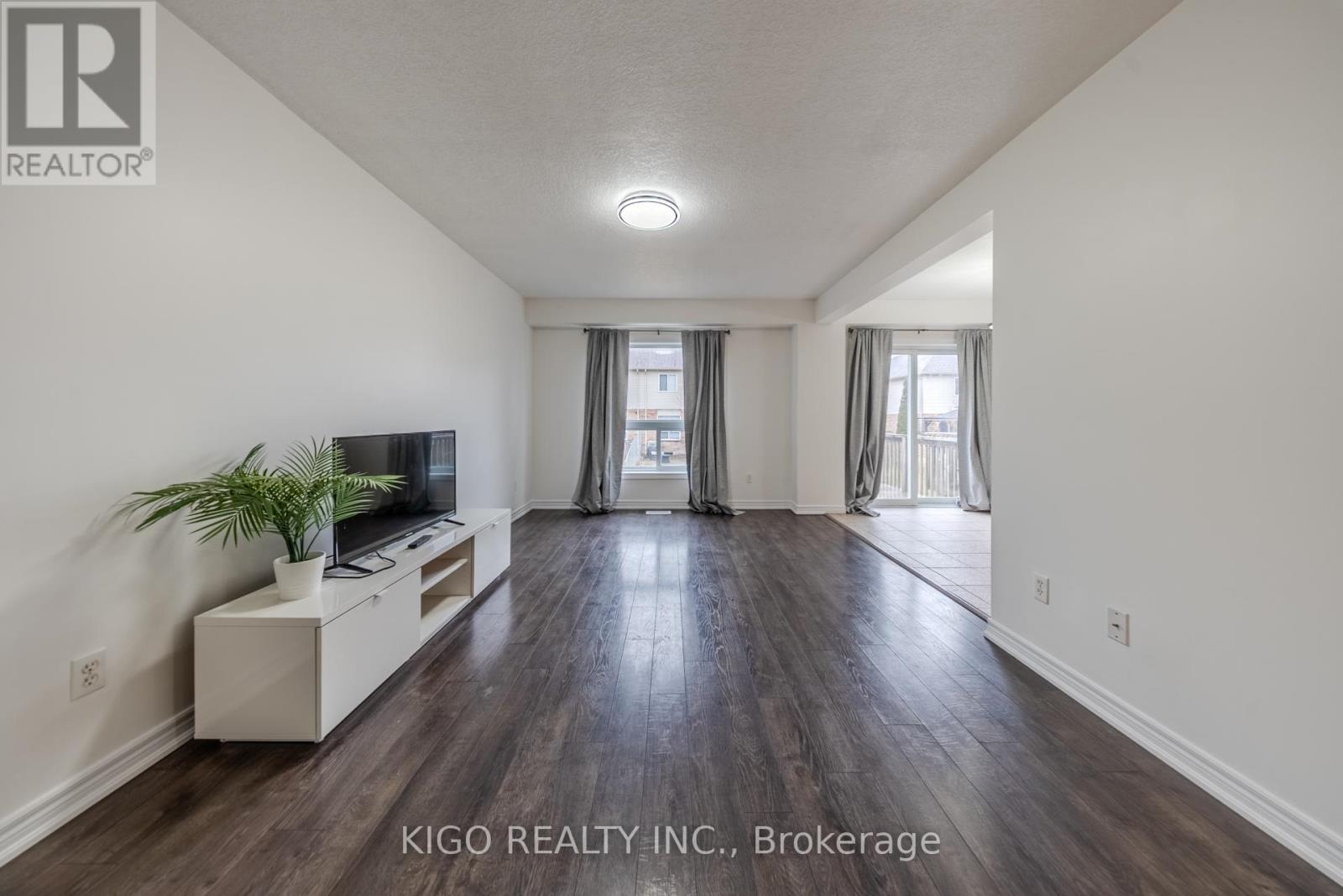 13 - 468 Doon South Drive, Kitchener, Ontario  N2P 0A2 - Photo 7 - X12955712