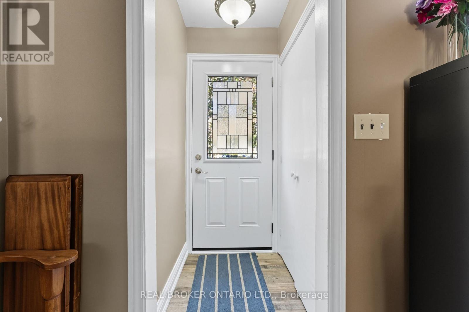 36 Gibson Drive, Norfolk, Ontario  N3Y 3L3 - Photo 3 - X12955718