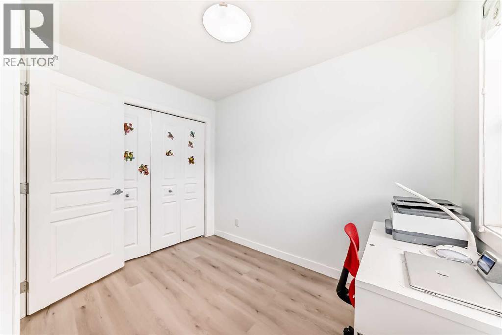 119 Panatella Hill NW, Calgary, Alberta  T3K 0S7 - Photo 20 - A2287073