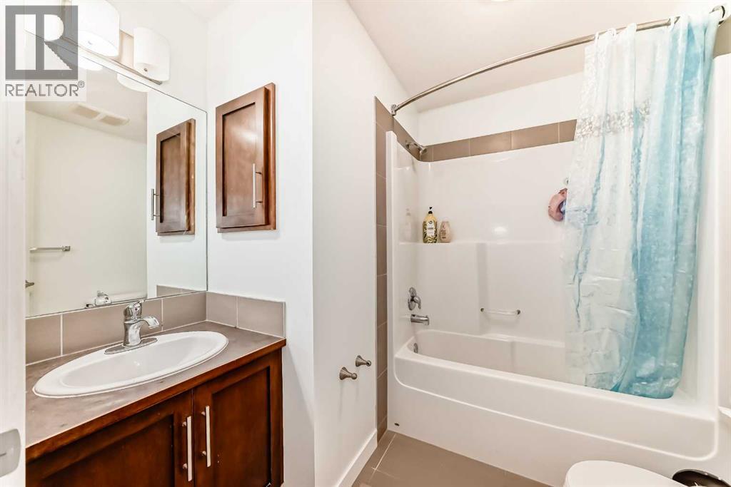 119 Panatella Hill NW, Calgary, Alberta  T3K 0S7 - Photo 21 - A2287073