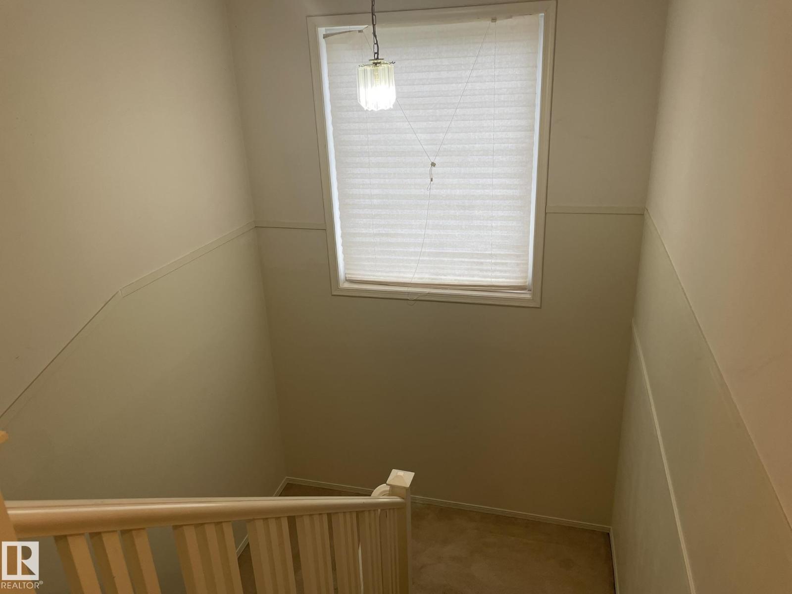 #2 1295 Carter Crest Rd Nw, Edmonton, Alberta  T5R 2N6 - Photo 4 - E4470573