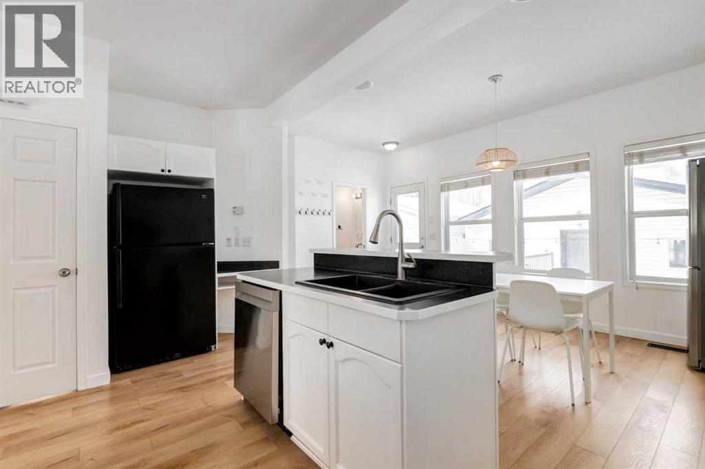 15770 Everstone Road SW, Calgary, Alberta  T2Y 4M3 - Photo 7 - A2298243