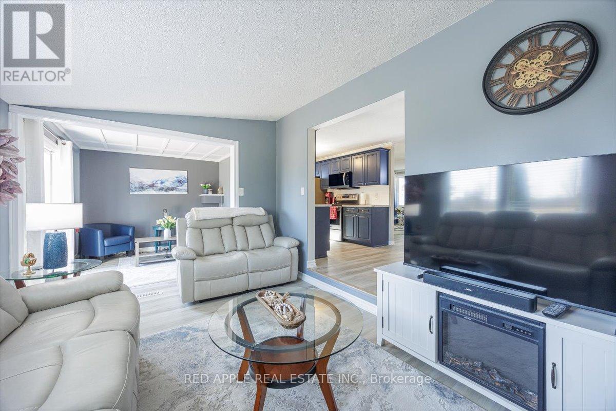 69 Corner Brook Trail, Innisfil, Ontario  L9S 1N7 - Photo 30 - N12942700