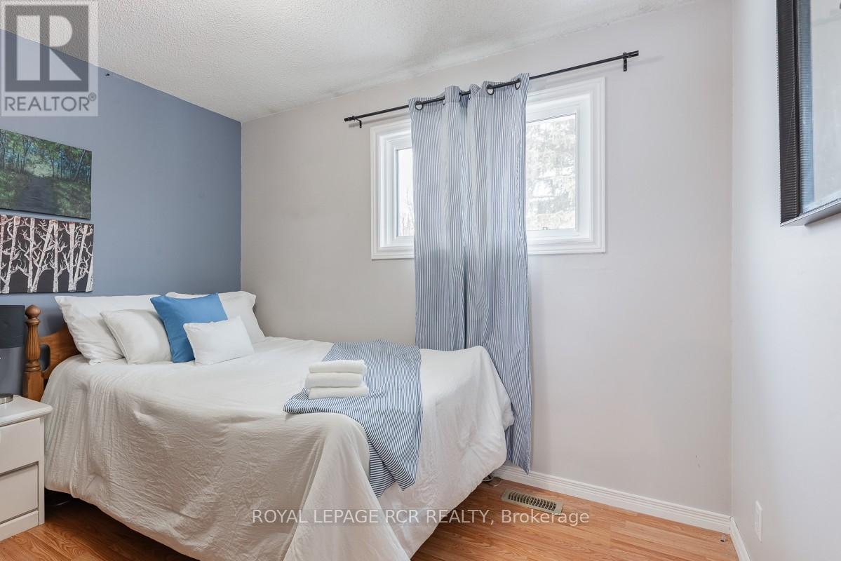 2872 Sunset Drive, Ramara, Ontario  L0K 1B0 - Photo 21 - S12858534