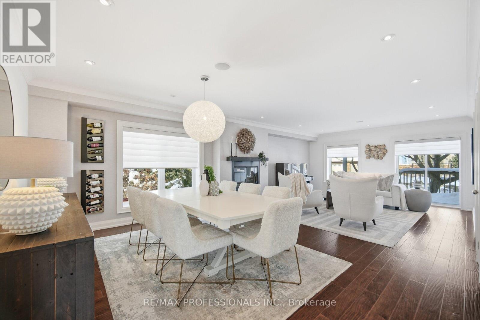 12 Walford Road, Toronto, Ontario  M8X 2P1 - Photo 7 - W12759510