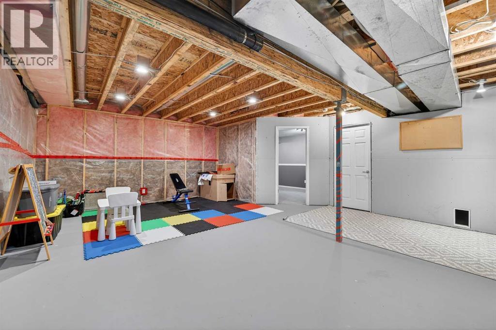 210 West Creek Bay, Chestermere, Alberta  T1X 1P6 - Photo 37 - A2297422