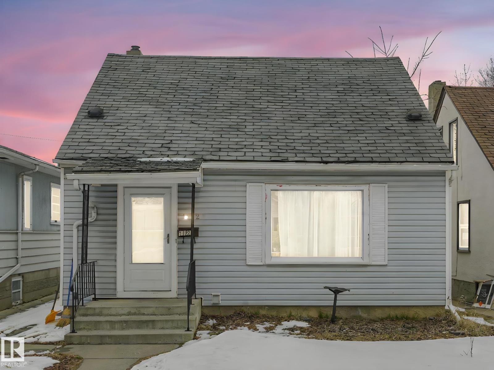 11729 86 St Nw, Edmonton, Alberta  T5B 3J7 - Photo 2 - E4480493