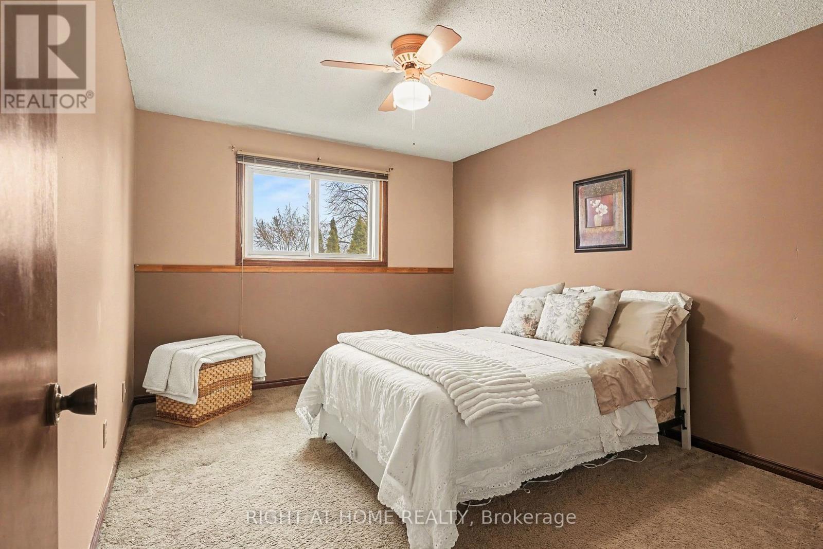 4 Falcon Court, Whitby, Ontario  L1N 6V5 - Photo 14 - E12955796