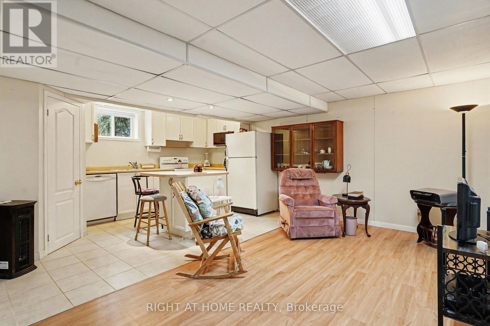 4 Falcon Court, Whitby, Ontario  L1N 6V5 - Photo 19 - E12955796