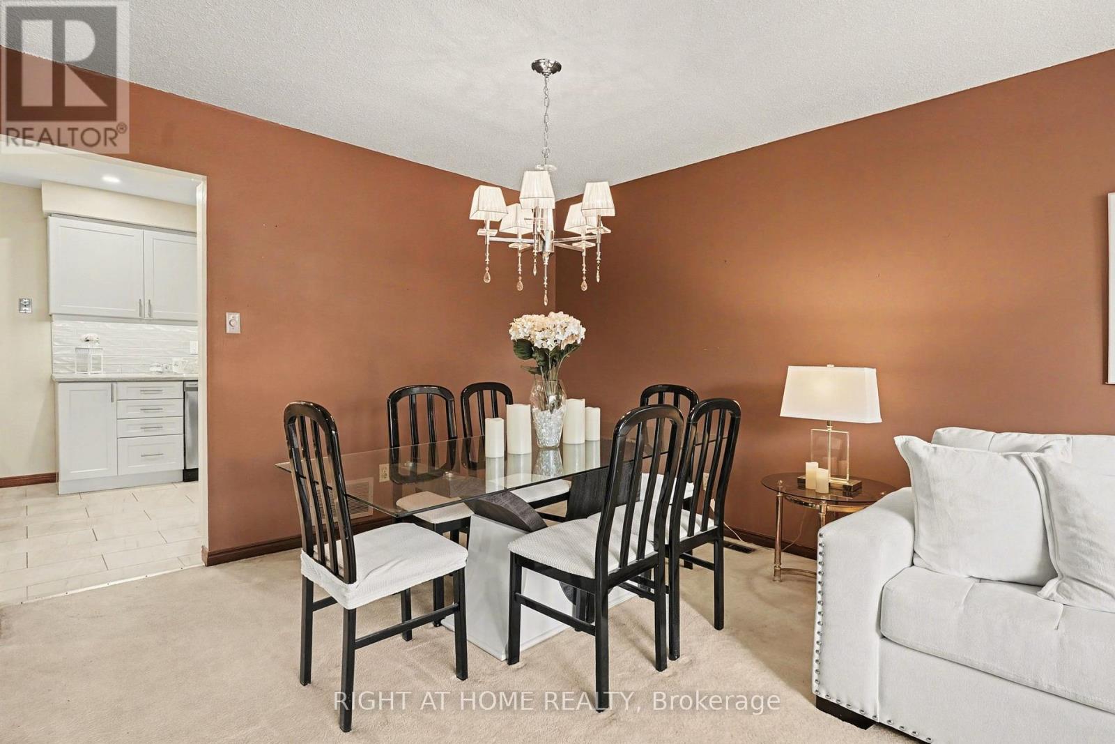 4 Falcon Court, Whitby, Ontario  L1N 6V5 - Photo 5 - E12955796