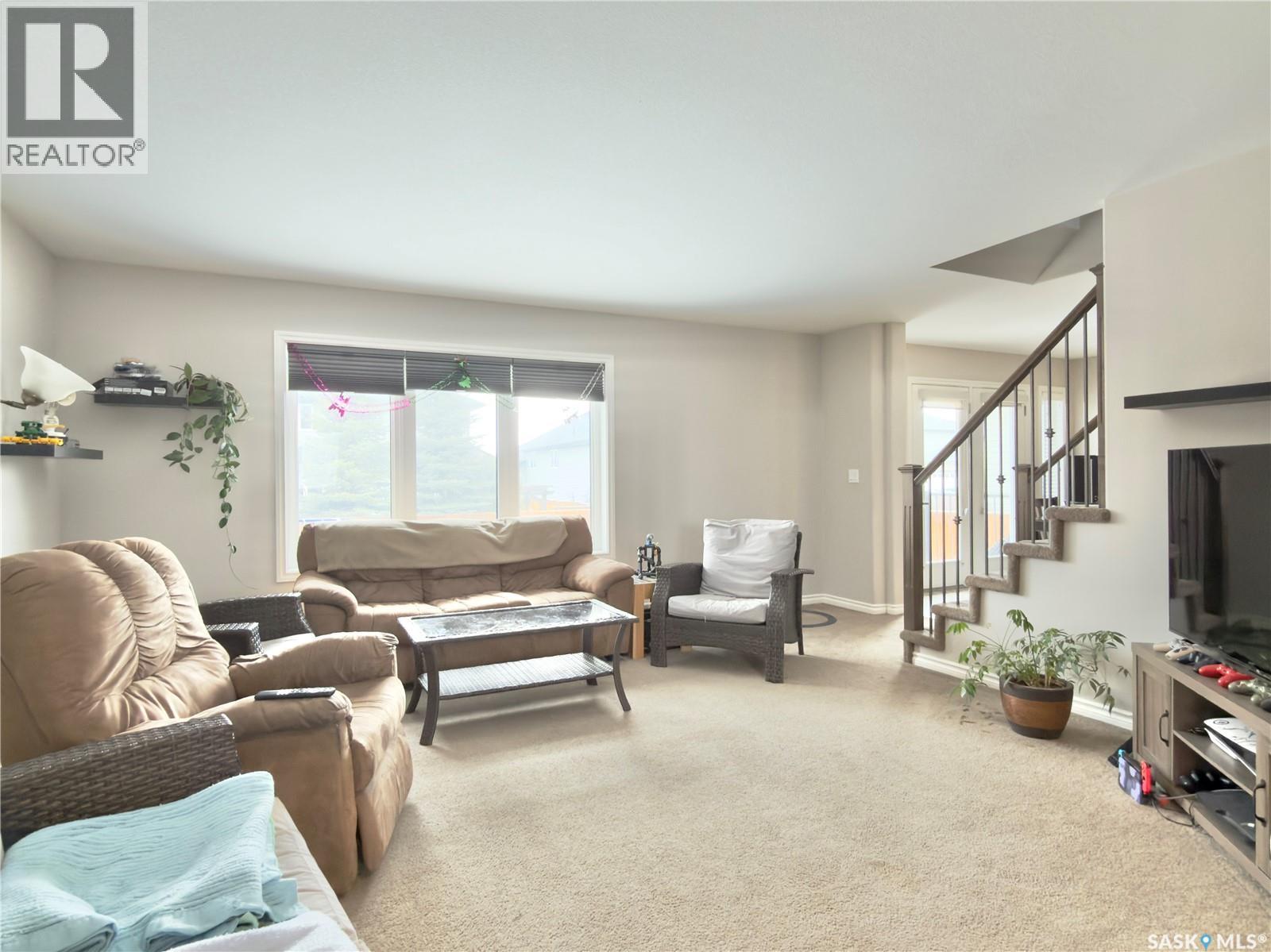 831 Korol Way, Saskatoon, Saskatchewan  S7R 0E4 - Photo 6 - SK032037