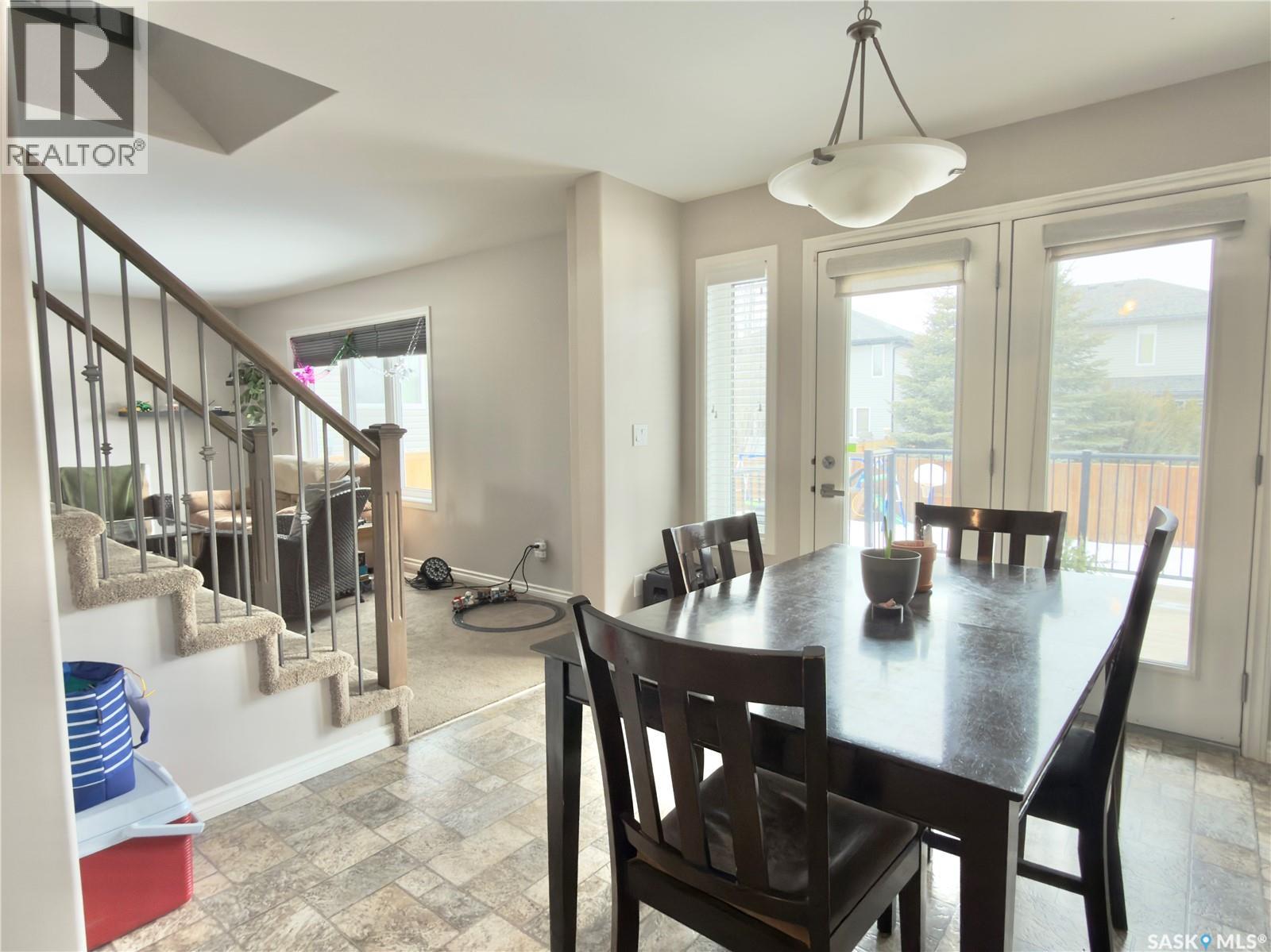 831 Korol Way, Saskatoon, Saskatchewan  S7R 0E4 - Photo 12 - SK032037