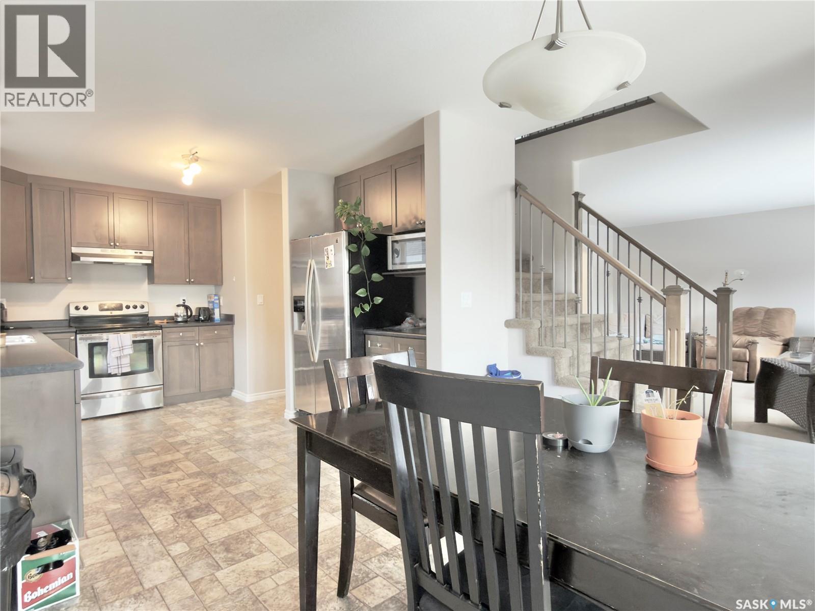 831 Korol Way, Saskatoon, Saskatchewan  S7R 0E4 - Photo 15 - SK032037