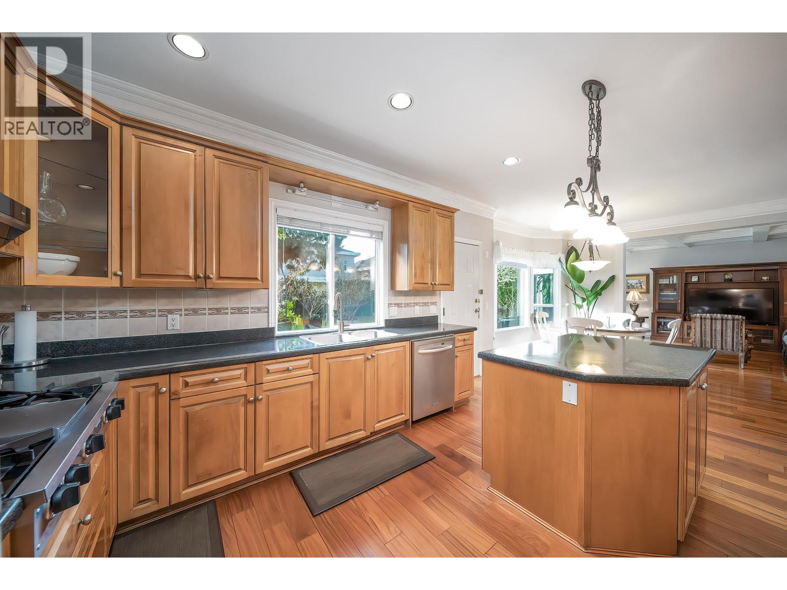 8320 Mowbray Road, Richmond, British Columbia  V7A 2B7 - Photo 11 - R3103311