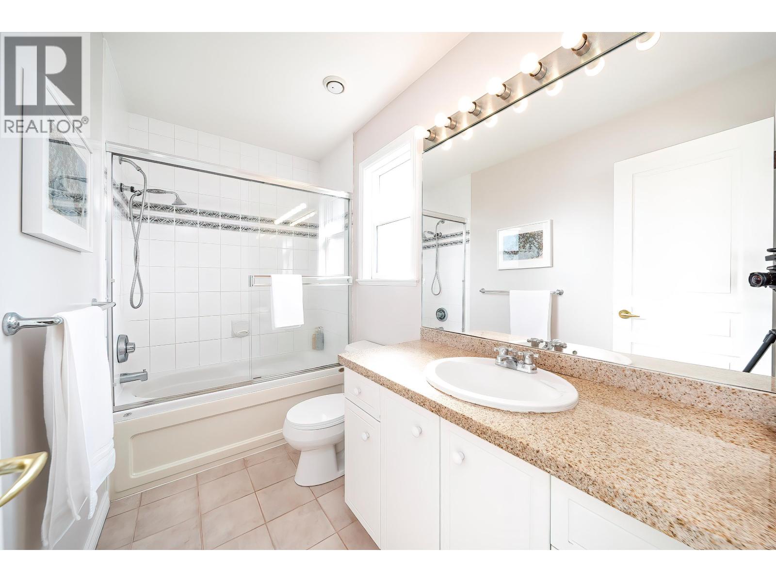 8320 Mowbray Road, Richmond, British Columbia  V7A 2B7 - Photo 24 - R3103311