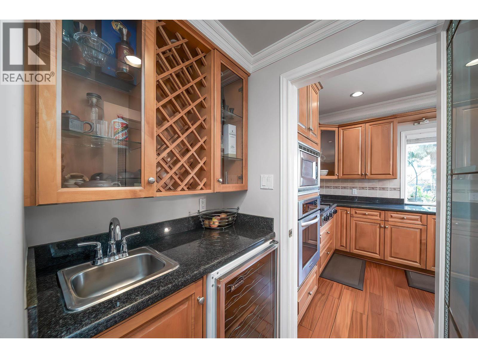 8320 Mowbray Road, Richmond, British Columbia  V7A 2B7 - Photo 10 - R3103311