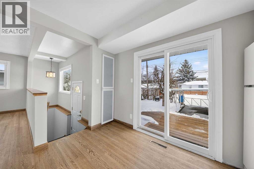 23 Hyslop Drive SW, Calgary, Alberta  T2V 3A2 - Photo 13 - A2298506