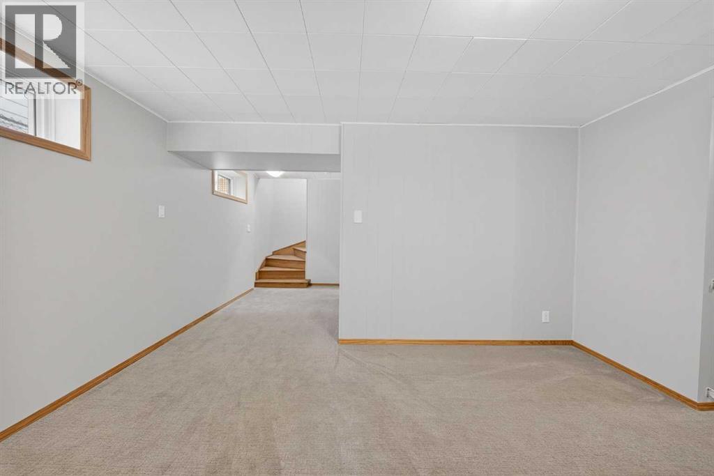 23 Hyslop Drive SW, Calgary, Alberta  T2V 3A2 - Photo 24 - A2298506