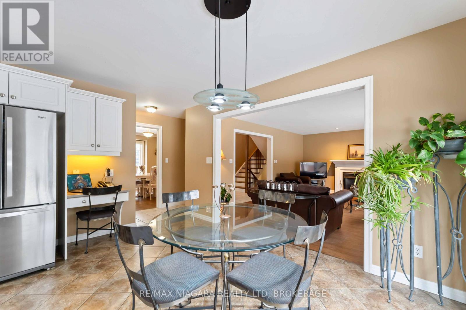 7874 Bishop Avenue, Niagara Falls, Ontario  L2H 3C6 - Photo 10 - X12784940