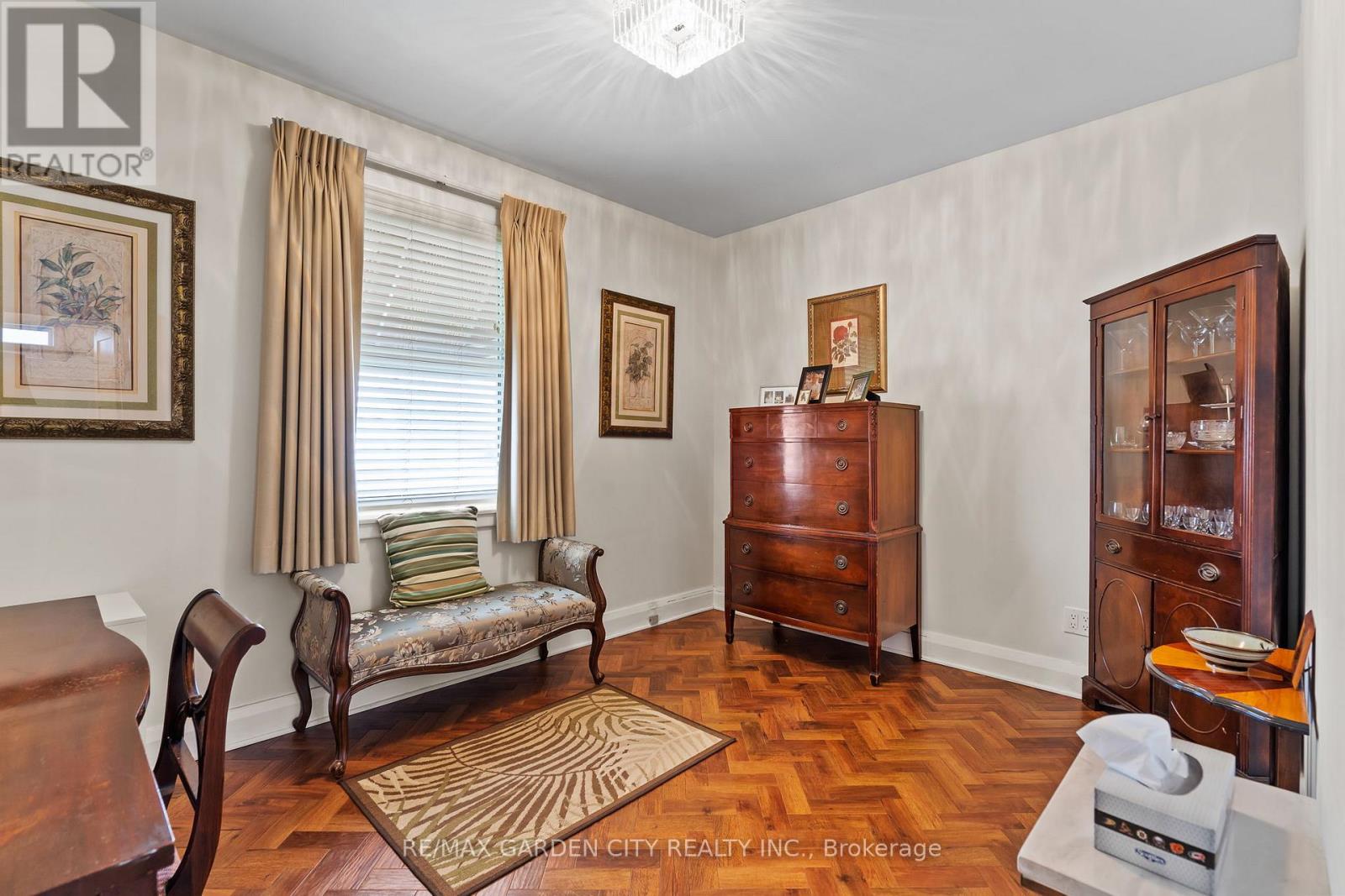 131 Westchester Crescent, St. Catharines, Ontario  L2P 2N6 - Photo 14 - X12953906