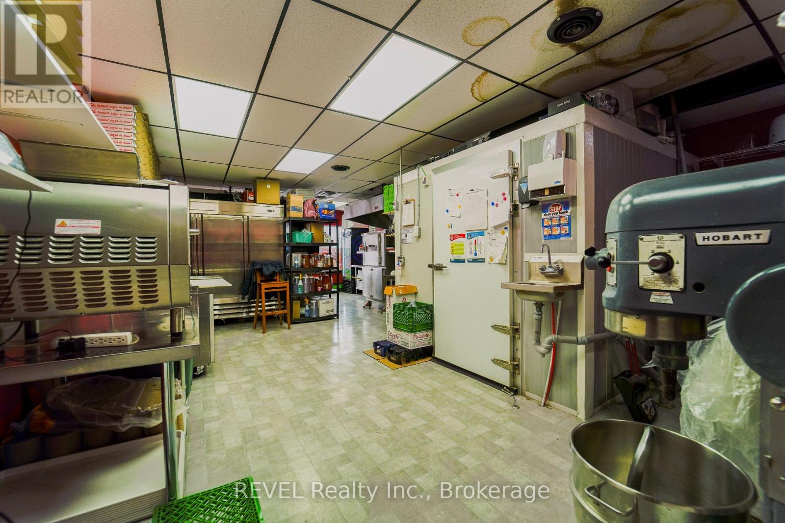 103 Clarence Street W, Port Colborne, Ontario  L3K 3G2 - Photo 5 - X12955782