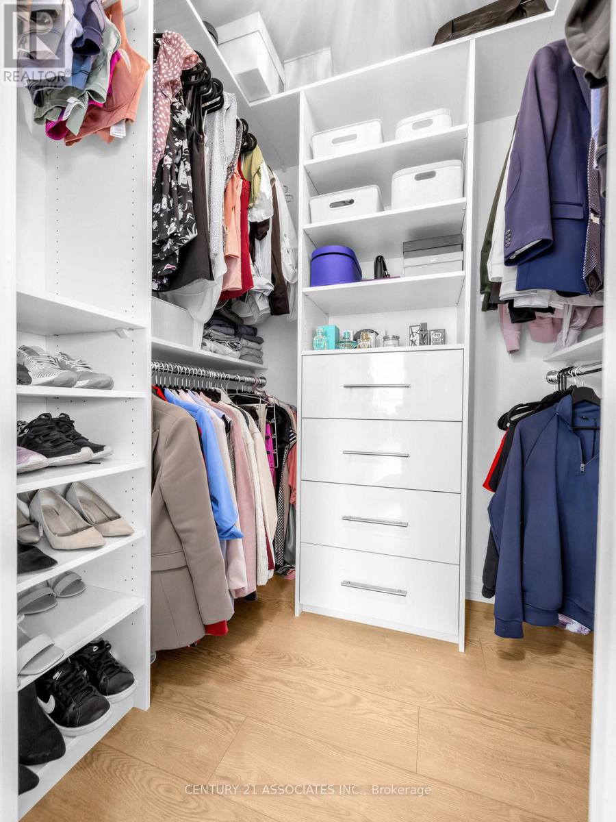 705 - 1359 Rathburn Road E, Mississauga, Ontario  L4W 5P7 - Photo 22 - W12955760