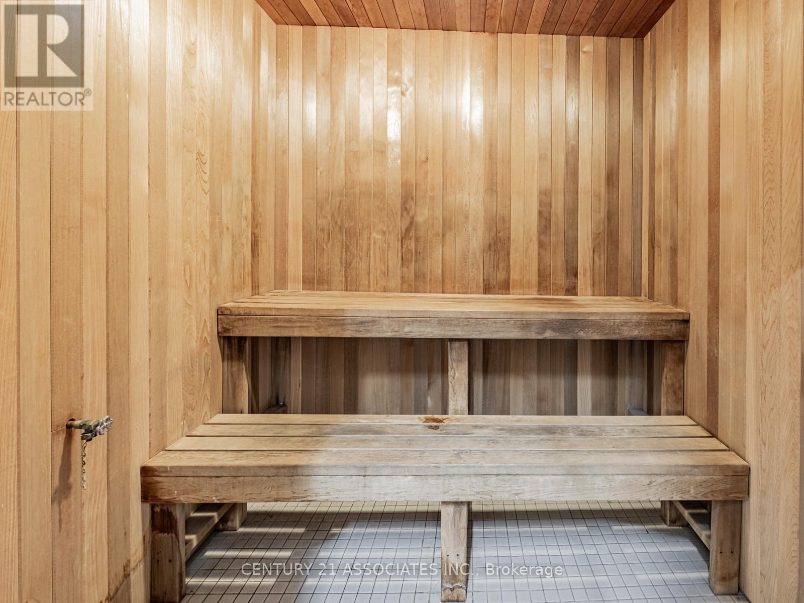 705 - 1359 Rathburn Road E, Mississauga, Ontario  L4W 5P7 - Photo 27 - W12955760