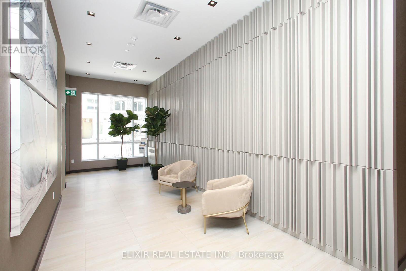 522 - 60 Honeycrisp Crescent, Vaughan, Ontario  L4K 0N5 - Photo 14 - N12955768