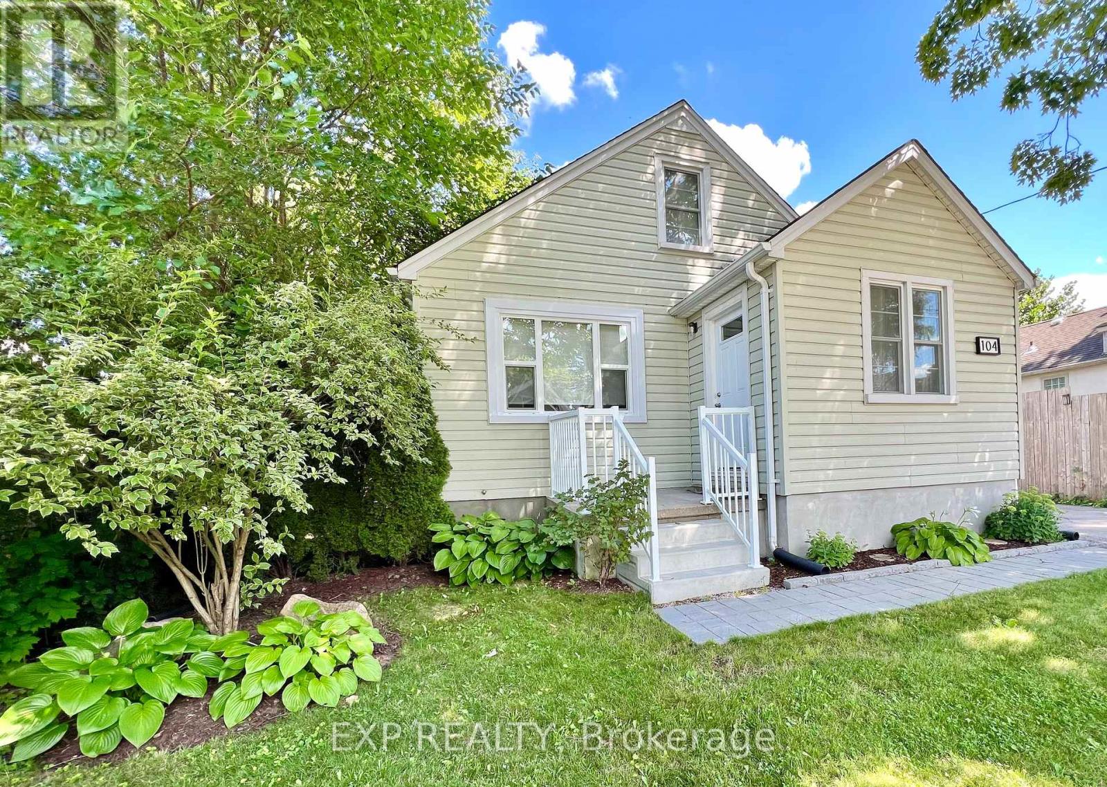 104 Barker Street, London East, Ontario  N5Y 1X7 - Photo 2 - X12948950