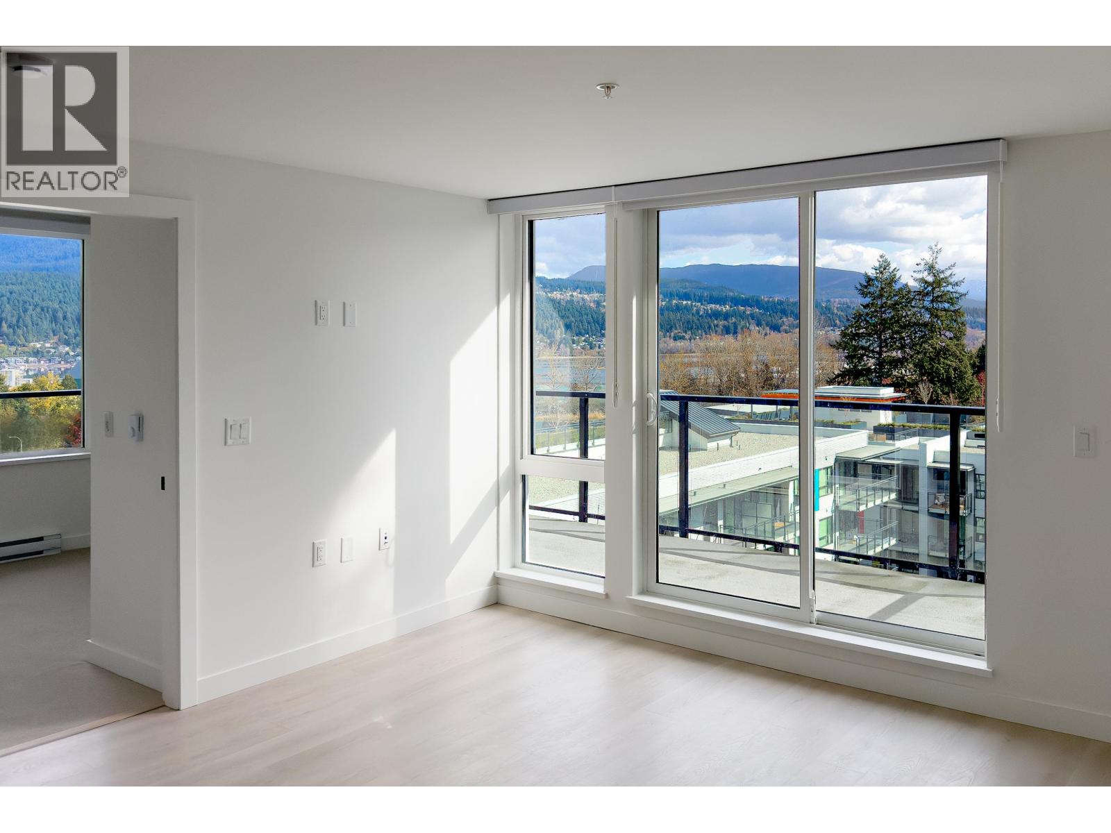 406 2002 St. George Street, Port Moody, British Columbia  V3H 0N4 - Photo 2 - R3086525