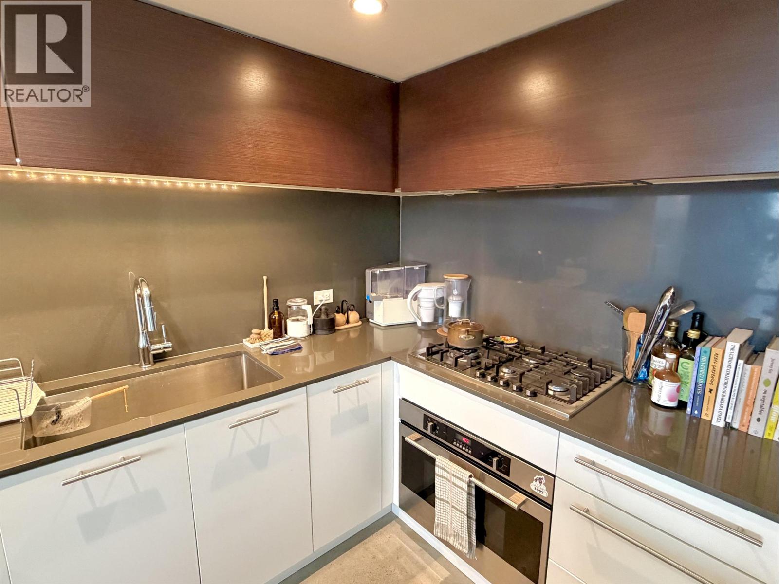 1005 150 E Cordova Street, Vancouver, British Columbia V6A 0E7 - Photo 3 - R3097272