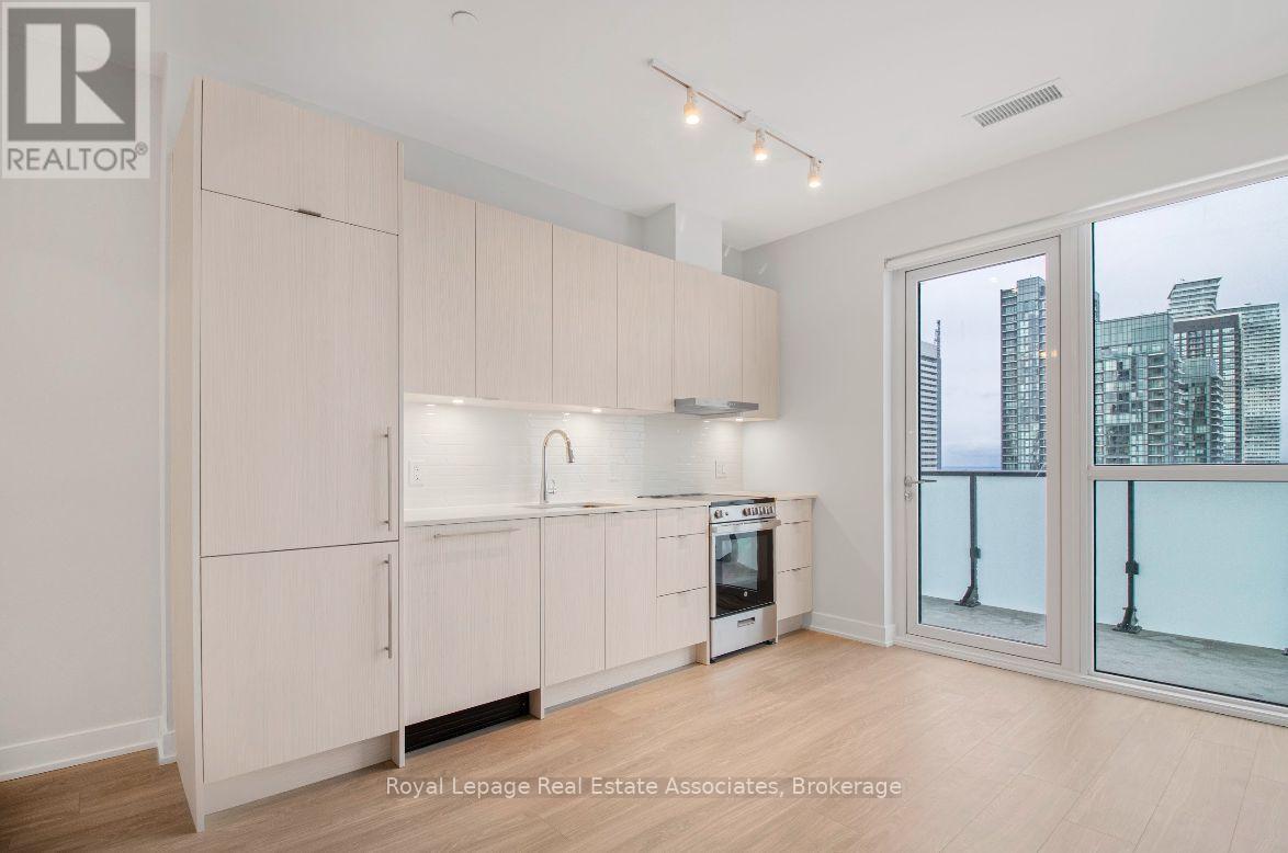 2509 - 4130 Parkside Village Drive, Mississauga, Ontario L5B 0L7 - Photo 2 - W12955770