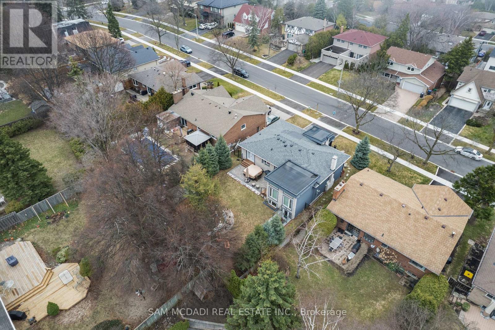 1434 Petrie Way, Mississauga, Ontario  L5J 1G5 - Photo 33 - W12955798