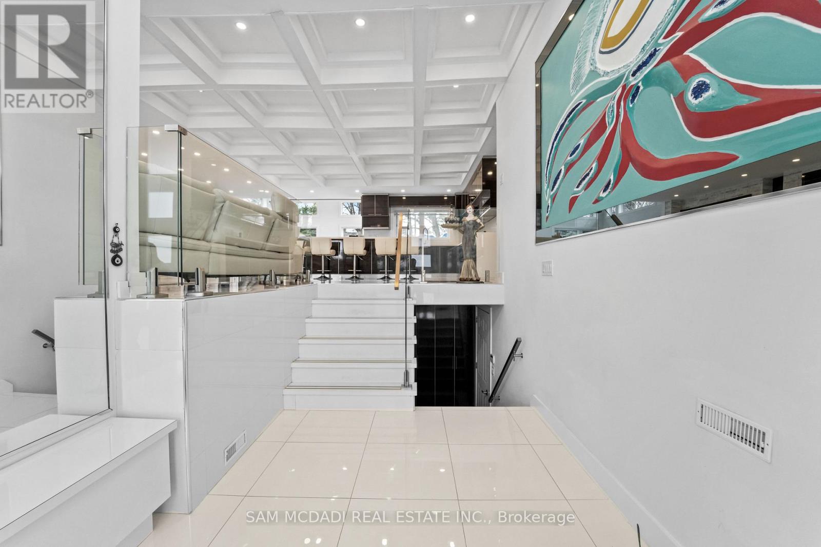 1434 Petrie Way, Mississauga, Ontario  L5J 1G5 - Photo 6 - W12955798