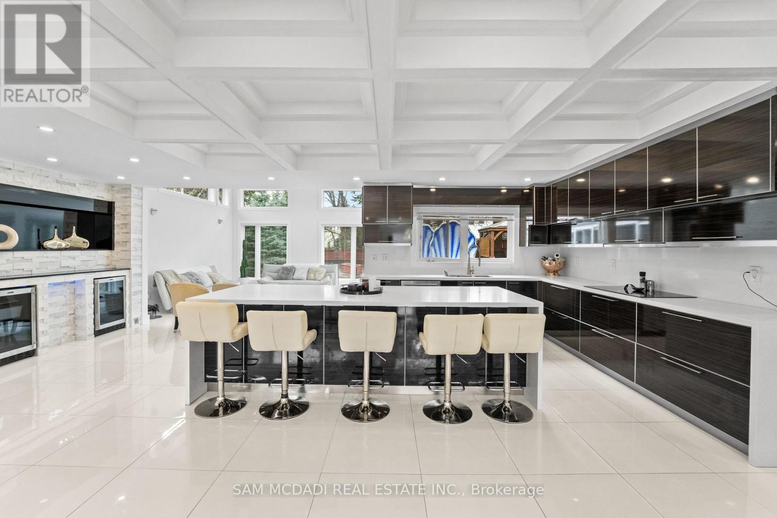 1434 Petrie Way, Mississauga, Ontario  L5J 1G5 - Photo 7 - W12955798