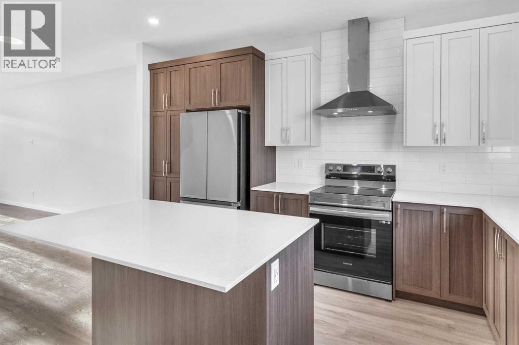 20 Iris Crescent, Okotoks, Alberta  T1S 5V5 - Photo 4 - A2297308