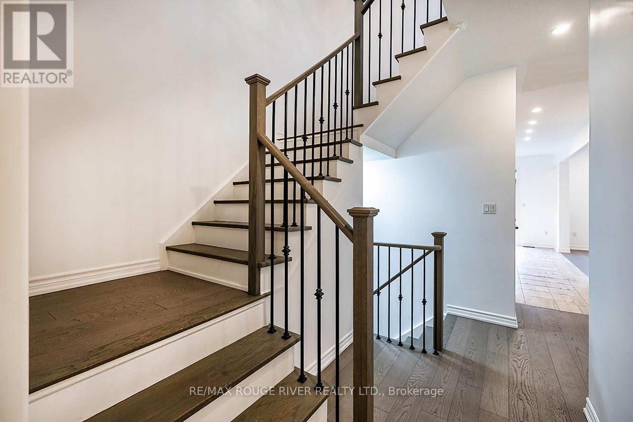 10 Moses Crescent, Clarington, Ontario  L1C 0T7 - Photo 7 - E12954146