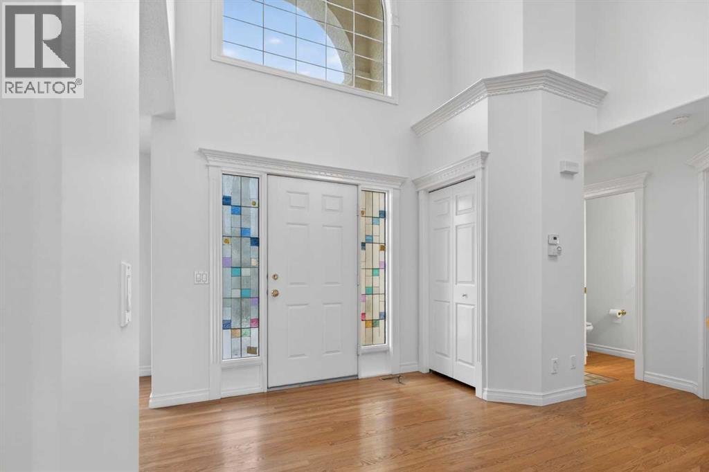 255 Hamptons Terrace NW, Calgary, Alberta  T3A 5R5 - Photo 2 - A2298429