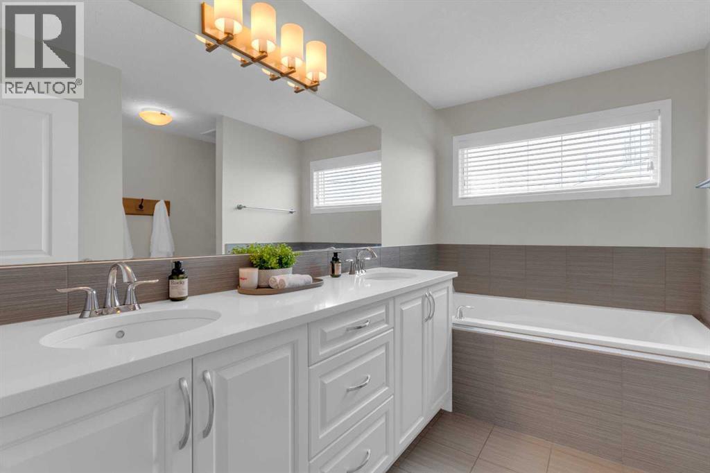 2052 Brightoncrest Green Se, Calgary, Alberta  T2Z 0Z9 - Photo 25 - A2298064