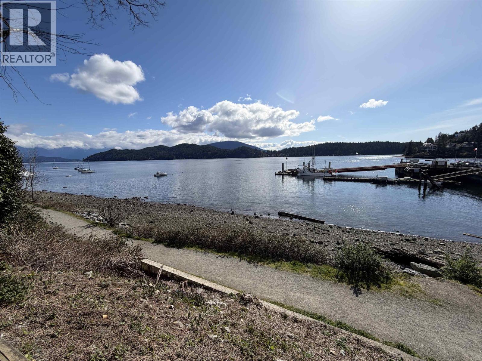 418 Marine Drive, Gibsons, British Columbia V0N 1V9 - Photo 16 - R3103355