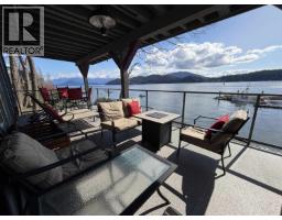 418 MARINE DRIVE, Gibsons, British Columbia
