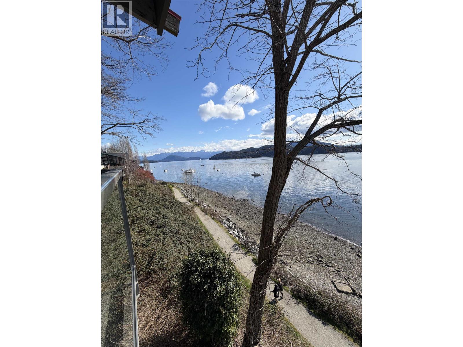 418 Marine Drive, Gibsons, British Columbia V0N 1V9 - Photo 7 - R3103355