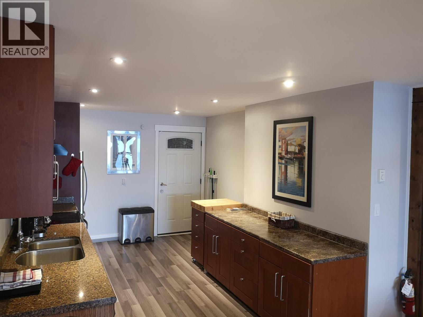 418 Marine Drive, Gibsons, British Columbia V0N 1V9 - Photo 14 - R3103355